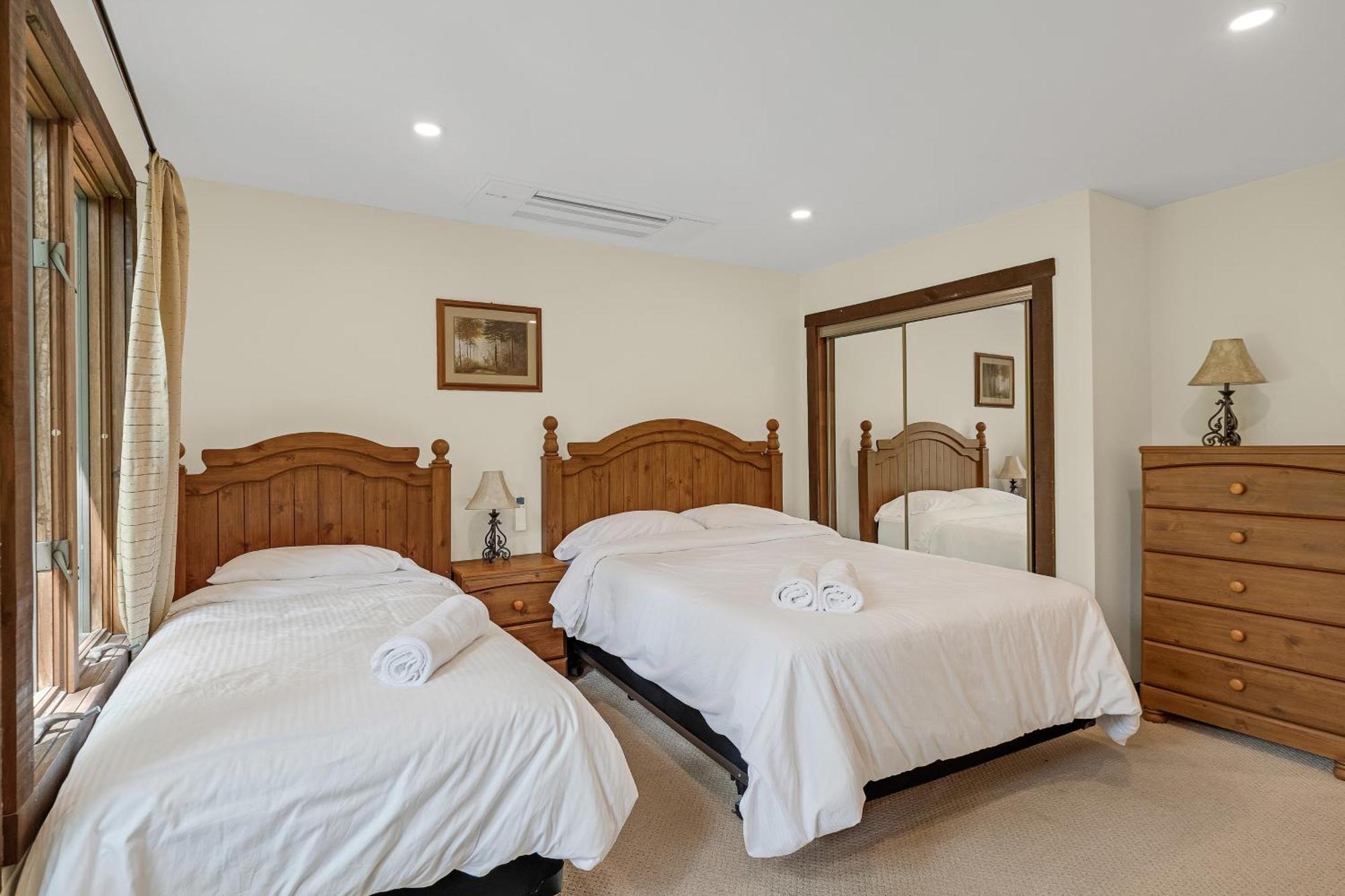 Holiday home Big Boulder Mountain 10 Min Walk Vacation *